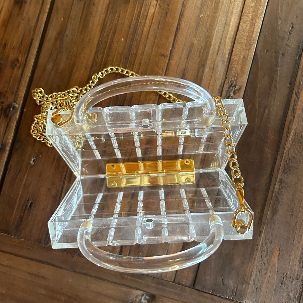 Clear Acrylic Box Bag with Gold Chain - Picture 3 of 4